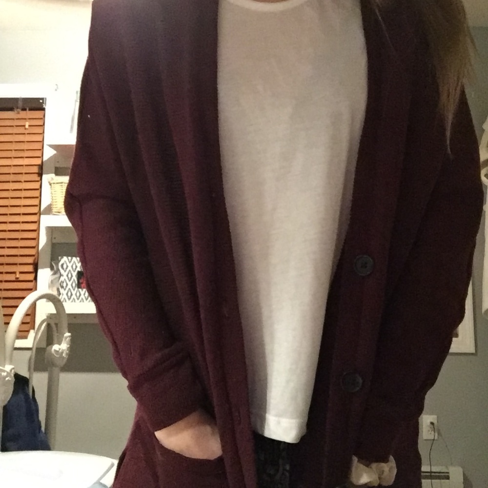 ‼️ American Eagle Long Cardigan ‼️